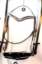 schwarze Lack Trense weiß