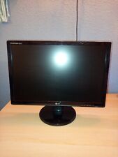 LG Flatron W2242T 56 cm (22 Zoll) LCD Monitor schwarz gebraucht