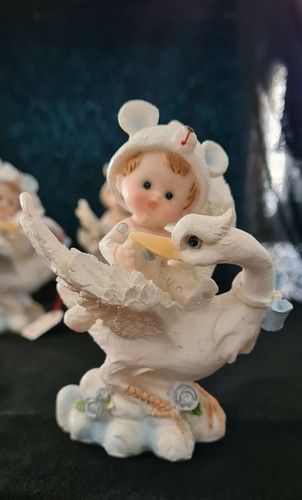 Dekofigur geburt junge baby - dekofigur,