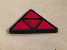 Original Hella Dreieckrückstrahler 023146 rot