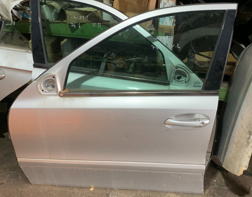 Mercedes benz w211 e270 - e270,