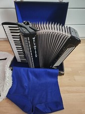 Akkordeon Weltmeister Saphir Schwarz 41 / 120 / 11 / 5  /IV 