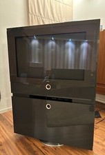 Sehr schöner Loewe Articos 32 HD/DR+ mit SAT-Tuner und motorisiertem Standfuss