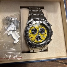 Festina Herrenuhr Edelstahl Chronograph gelbes Zifferblatt in Originalbox