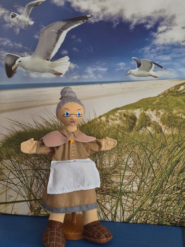 Handpuppe frau oma von - handpuppe, frau/oma