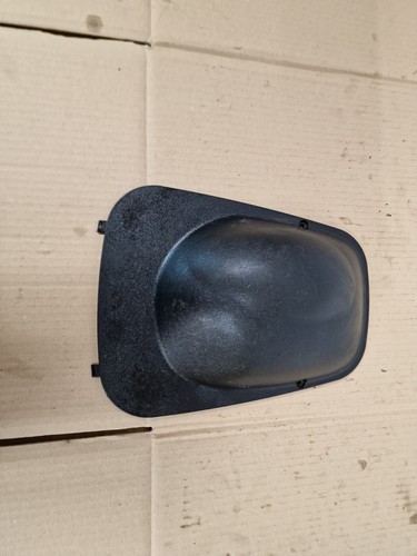 Verkleidung unter sitz - verkleidung, schutz