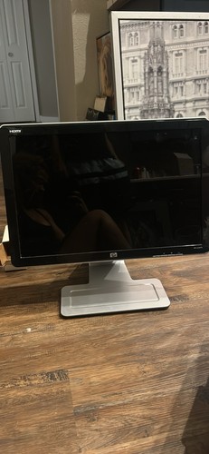 W2207h 22in widescreen - widescreen, lcd