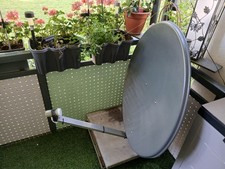 Satellitenschüssel mit LNB - Balkonständer, Sat Antenne  90cm