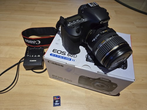 Canon eos 60d 85mm is - eos, ef-s