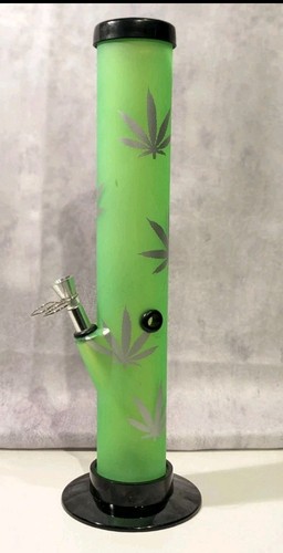 Bong aus plastik - neu,, 32