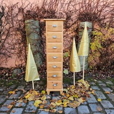 Alter Apothekenschrank