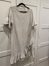 H&M Trend Conscious Exclusive Kleid Volants Minikleid Beige Creme L 44 *wneu