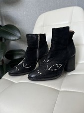 Western style nieten - style,