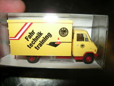 1:87 H0 Brekina Steyr 590/690 "Fahrtechnik Training" in OVP