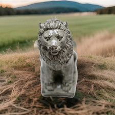 Löwen Steinfigur in Anthrazit