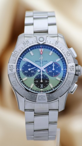 Breitling avenger b01 - breitling,