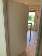 2 Zimmertüren Holz, weiß Standart DIN - Norm rechts, mit Schloß und Klinke