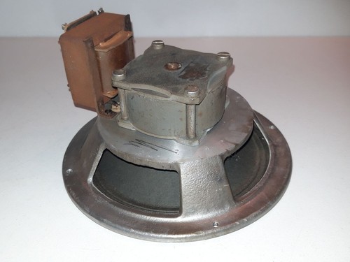 Lautsprecher mit - 1,