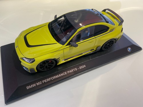 Bmw miniatur g87 - bmw,