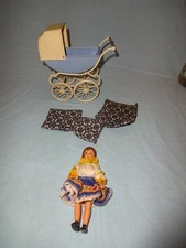 Alter Puppenhaus-Kinderwagen,DDR  Spielzeug mit Püppchen SELTEN