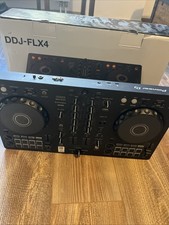 Pioneer DJ DDJ-FLX4 DJ Controller 2-Kanal Schwarz 8 Pads Smart Fader DJ Control