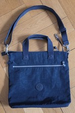 Schöne leichte dunkelblaue