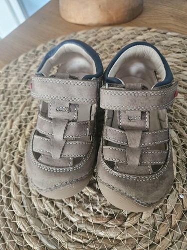 Elefanten-Schuhe-gr.20-braun-S