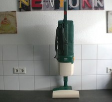 Vorwerk Staubsauger VK 122 und ET 340  letzte Baureihe hellgrün