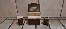 antikes Puppenmöbel: Miniatur