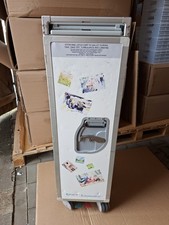 Flugzeugtrolley HalfSize