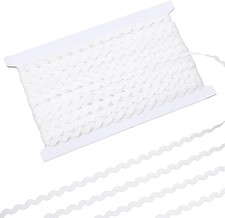 Wellenförmige Fransenborte