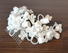 Brautkränzchen mit Blüten +