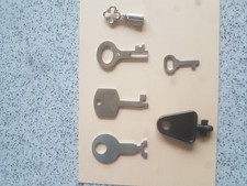 5 verschiedene Metall