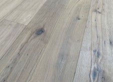 Klick - Parkett handgehobelt Eiche weiß geölt LHD mit Dämmung & Leiste 50,99€/m²