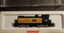 Arnold 5027  amerik.  Diesellok Alco S2  grün/gelb der  "North Western"  in OVP