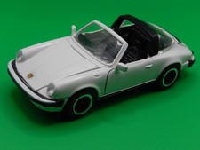 NZG Modell Porsche 911 Carrera Targa 1:43  Vitrine+ org.Karton