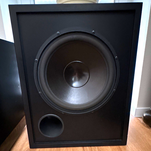 Dynaudio subwoofer verkabelt - subwoofer,