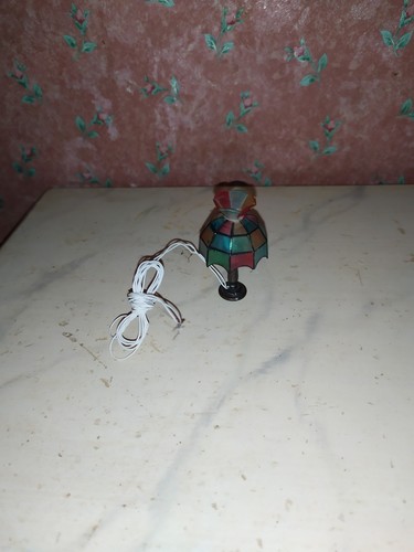 Nostalgie-Tisch-Lampe-12