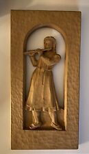 Schnitzerei handgefertigt Skulptur 3D Wandbild aus Holz Buche Musiker Flötistin
