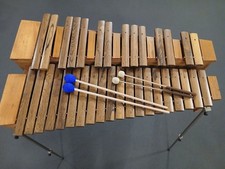 Xylophon – 2½ Oktaven | Studio 49 inkl. 2 Paar Schlägel – 300 €