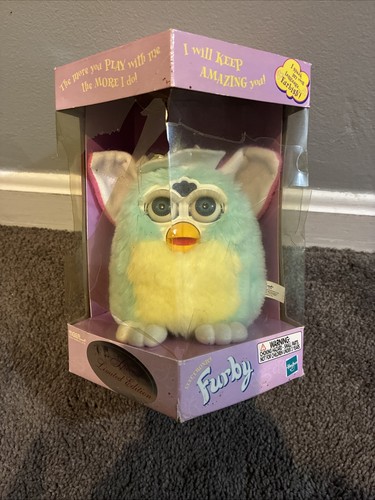Vintage 2000 furby - vintage,