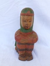 Holzfigur geschnitzt