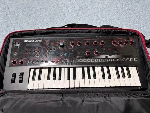 Roland synthesizer - roland,