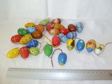 verschiedene Ostereier aus