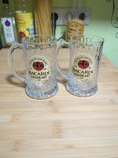 2 große Gläser von Bacardi Oakheart (in Form von Biergläsern)