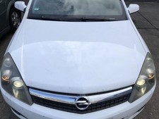 Opel Astra H GTC Motorhaube
