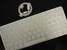 NEW Apple A2450 Silver Magic