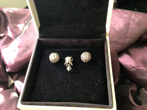 Pandora charms und - pandora,