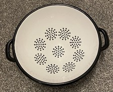 Großes Emaille Sieb