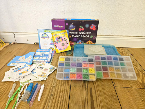 Water spraying magic beads - magic,